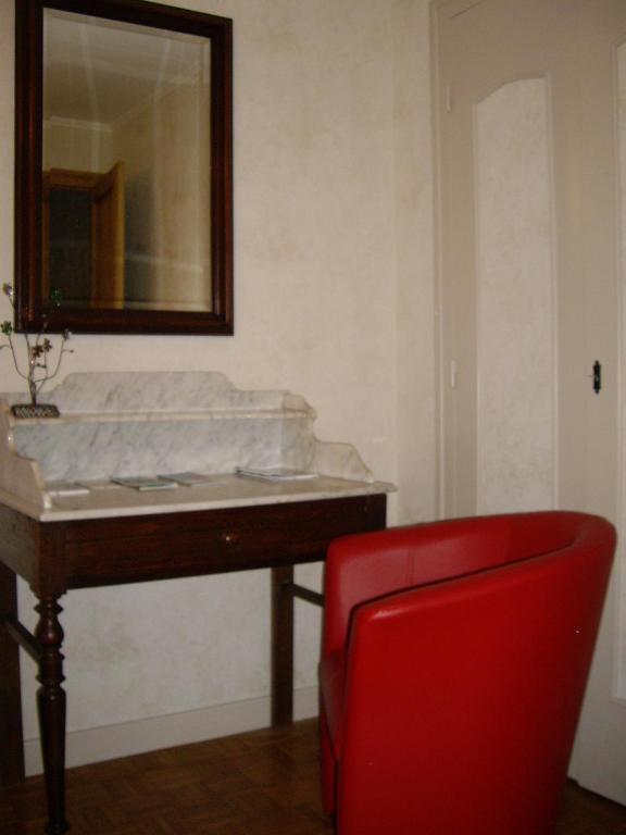 Chambres D'Hotes Les Pierres Taillees Thenesol Номер фото